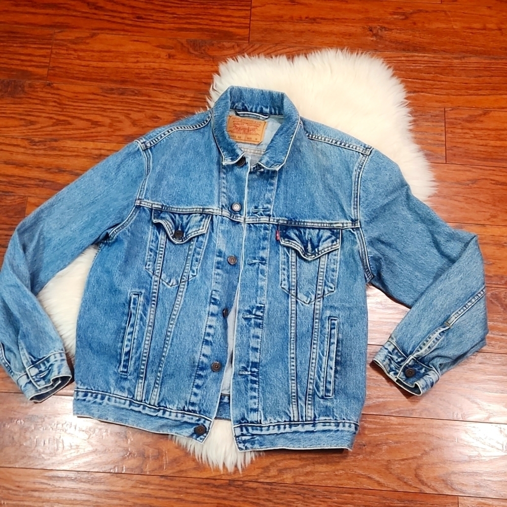 Vintage Levi's 70503 Mens 90's Medium Wash Jean Jacket - Picture 1 of 5